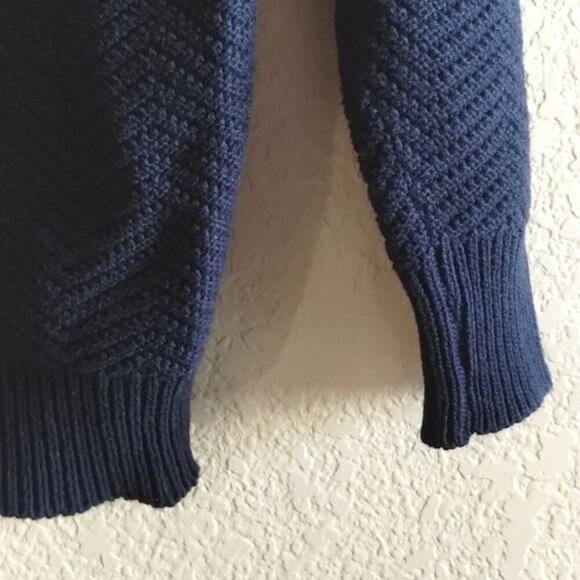 Caesars Palace Casino Vintage Old Money Preppy Navy Blue Textured Knit Sweater * - Picture 6 of 10